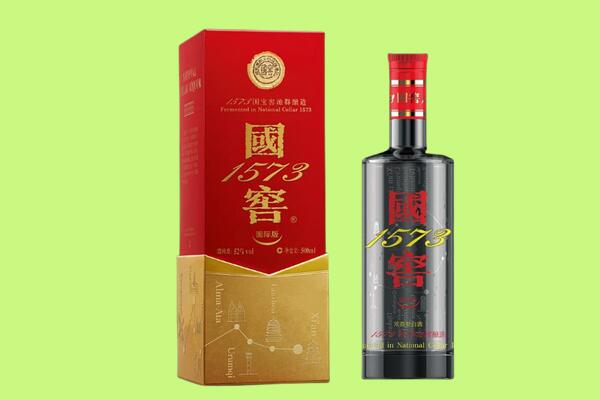 锡林郭勒东乌珠穆沁旗回收国窖1573.jpg